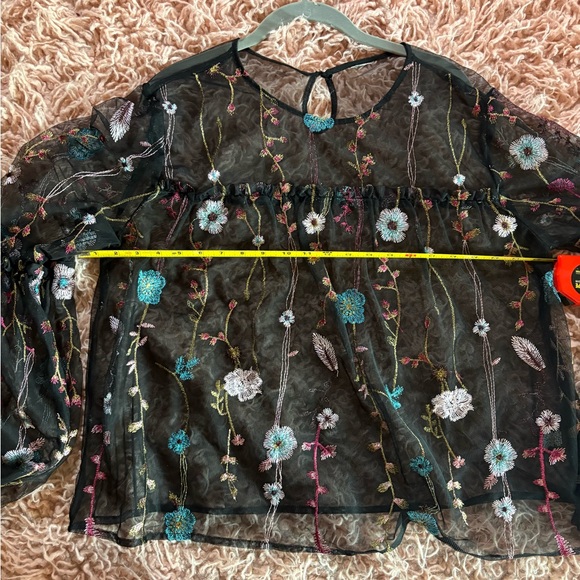 Floral Embroidered Sheer Black Top - Picture 5 of 7